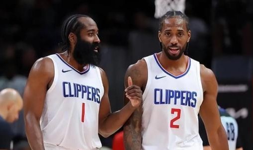 开云电子-快艇喜当“躺赢狗”！明日完全体战骑士成重要检验