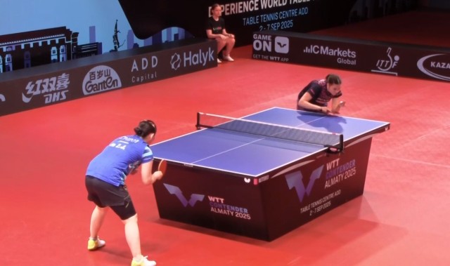 何卓佳1-3桥本帆乃香无缘决赛！第四局痛失好局，一天消耗太大了