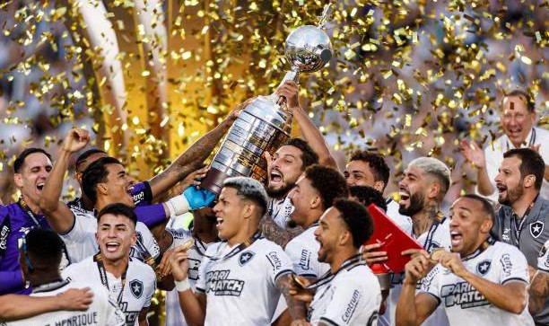 开云登录入口地址-开场1分钟少打一人，博塔福戈3比1首夺解放者杯